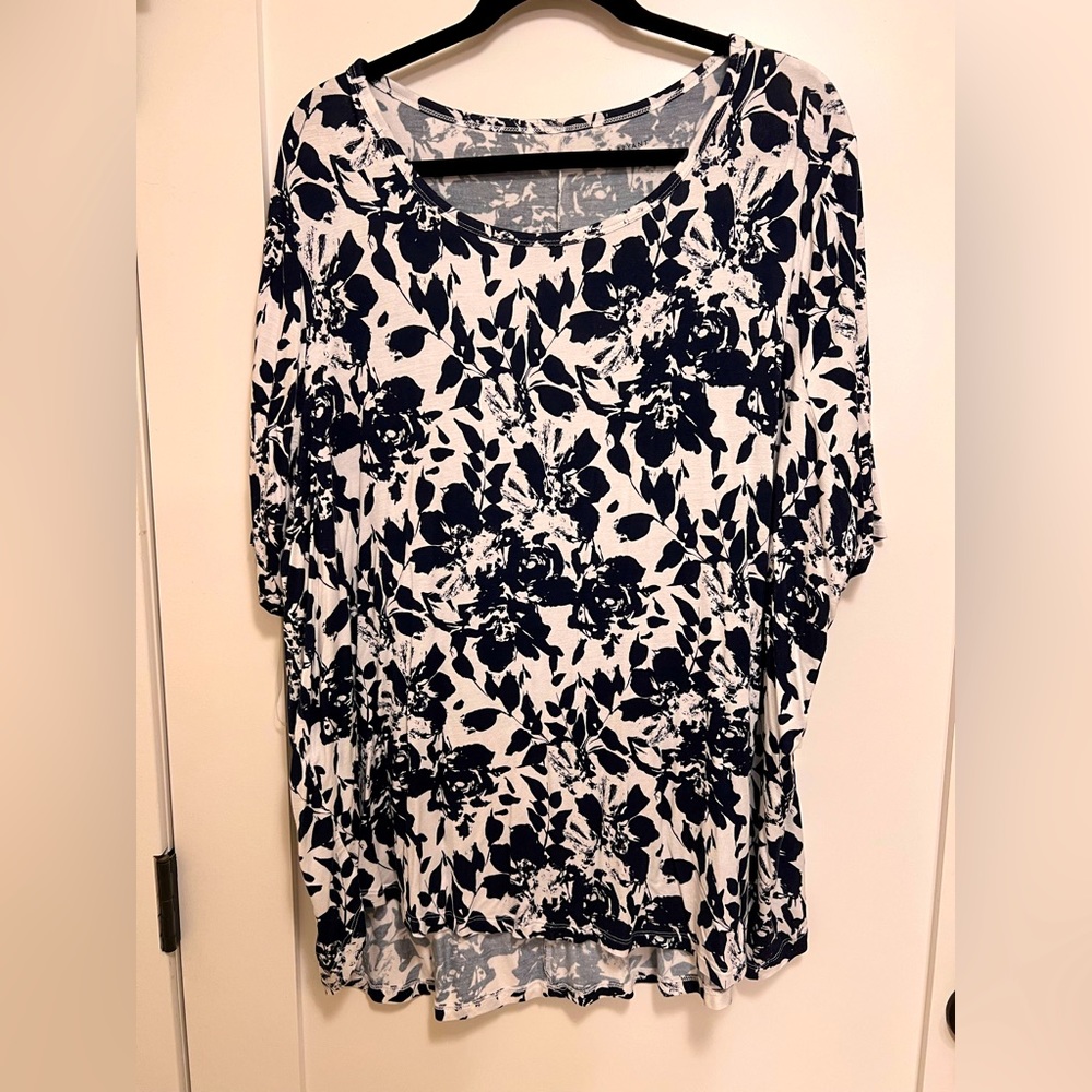 Lane Bryant floral blouse - 26/28
